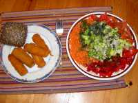 Fischstäbchen mit SalatMix