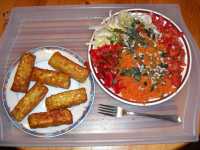 Kartoffeltaschen mit Salat
