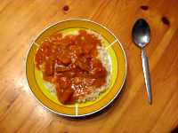 Gulasch auf Vollkornreis
