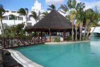 Pool Bar
