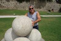 Stadtgraben Kanonenkugeln Rainer