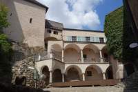 Tag3 Burg Innenhof